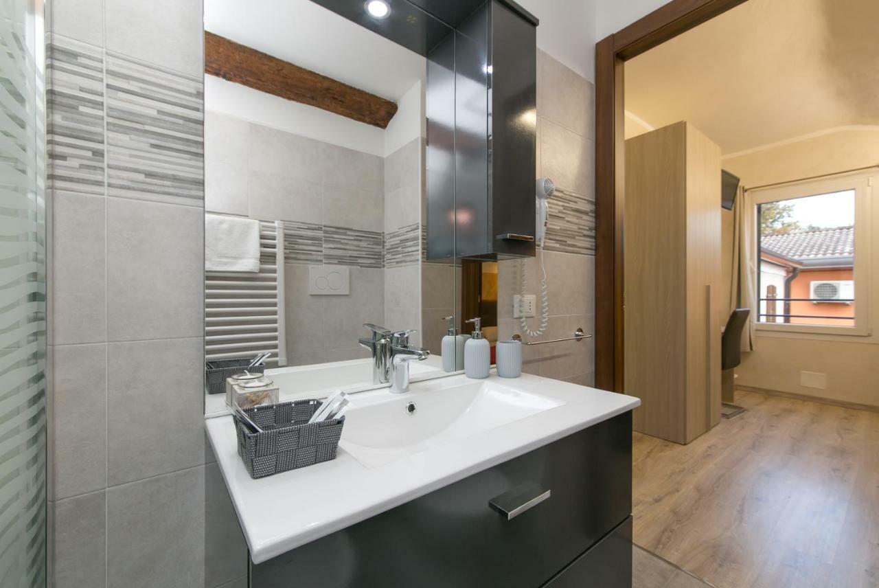 Red Lion Guest house 2*